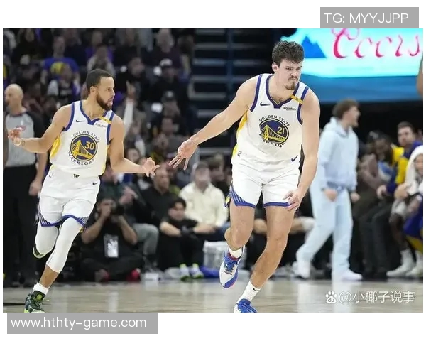 小子竟然偷走我的技能包波斯特彩虹三分命中库里场下无奈抱头叹息 小子竟然偷走我的技能包波斯特彩虹三分命中库里场下无奈抱头叹息