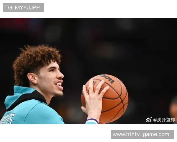 拉梅洛鲍尔表现出色13投8中三分4中8砍下20分助攻6次正负值高达27 拉梅洛鲍尔表现出色13投8中三分4中8砍下20分助攻6次正负值高达27