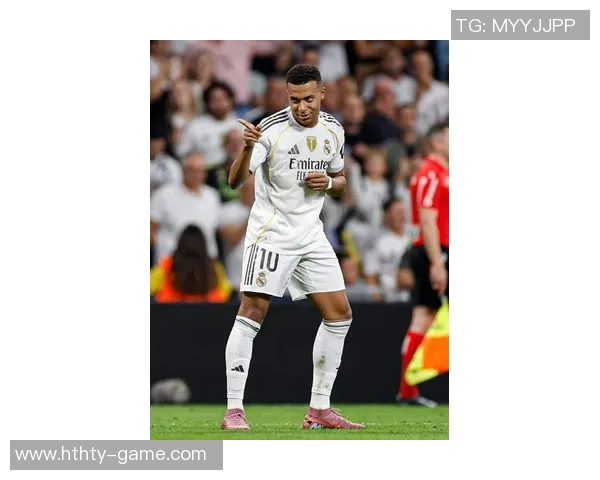 姆巴佩伤情加重带伤报到法国队黄潜之战脚踝扭伤影响状态