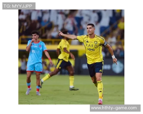 菲利克斯谈与C罗合作感受:轻松踢球找回昔日自我 菲利克斯谈与C罗合作感受:轻松踢球找回昔日自我