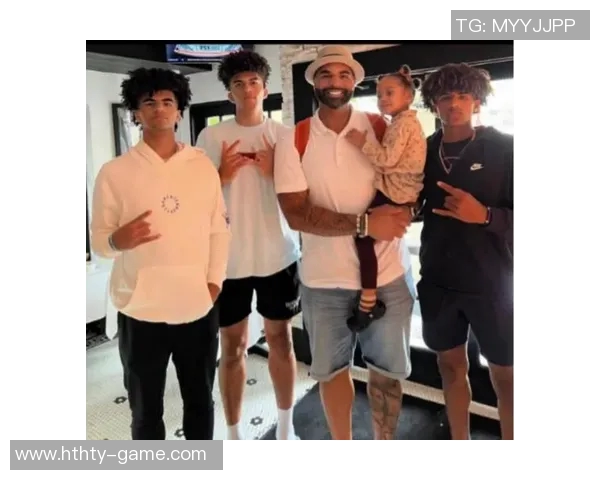 布泽尔儿子狂砍30分14板3助3断1帽上半场表现惊艳引发热议